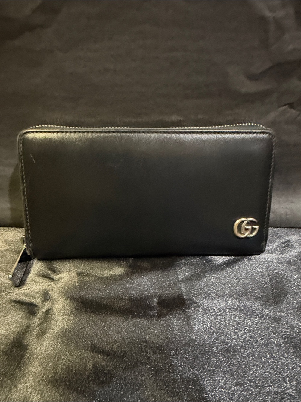 Gucci Black Leather Long Wallet Authentic VGUC